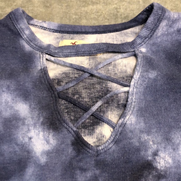 Hollister Cropped Tee - Picture 3 of 4